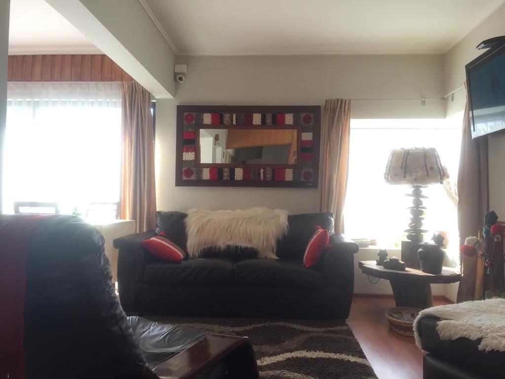 Hostal Y Departamentos Alcala เตมูโก ภายนอก รูปภาพ