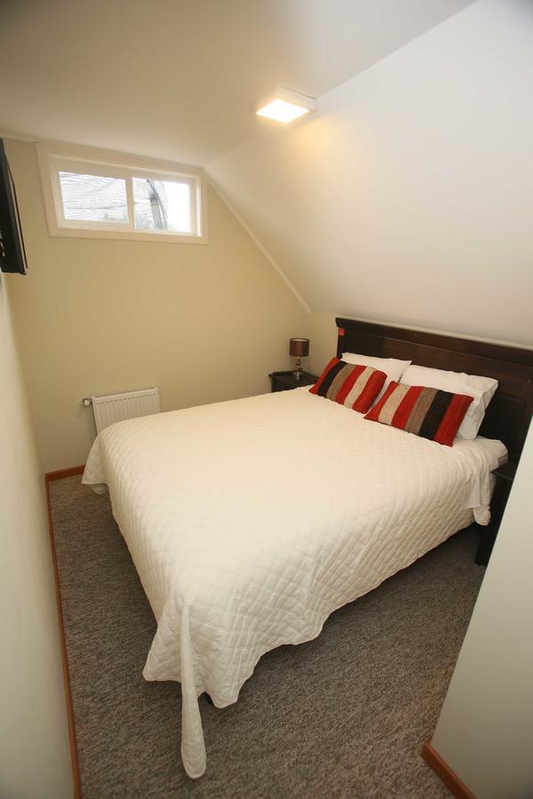 Hostal Y Departamentos Alcala เตมูโก ภายนอก รูปภาพ